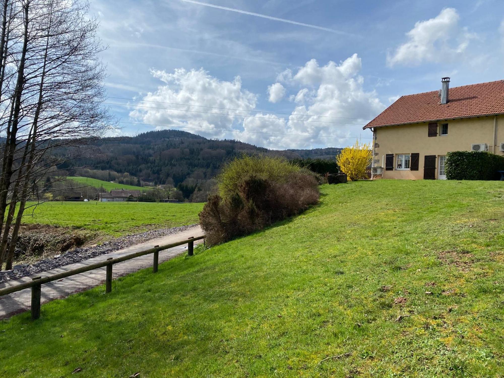 Aux Trois Gites La Chapelle  Luaran gambar